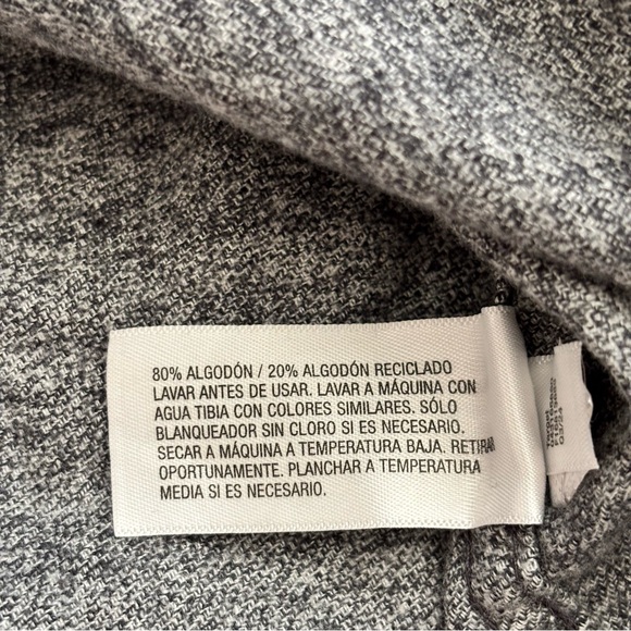 Goodfellow & Co. Men’s midweight long-sleeve flannel button-down shirt in gray - Picture 4 of 7